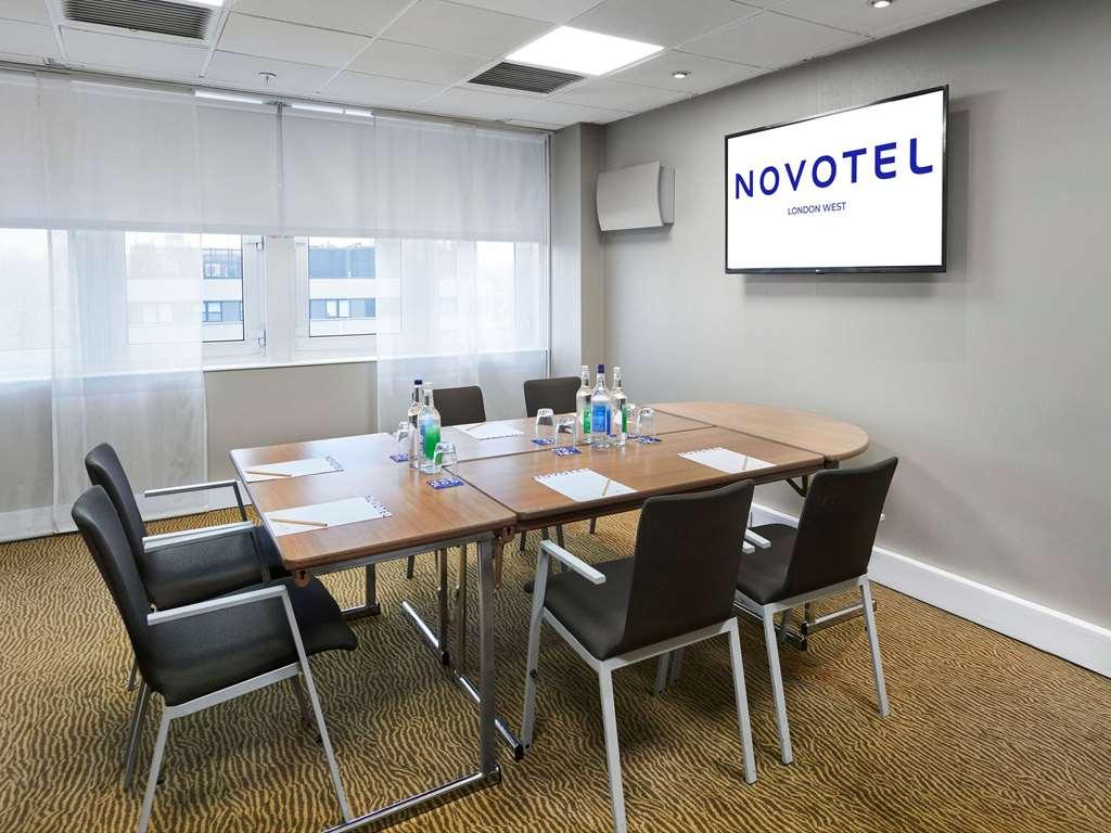 Hotel Novotel West 4*
