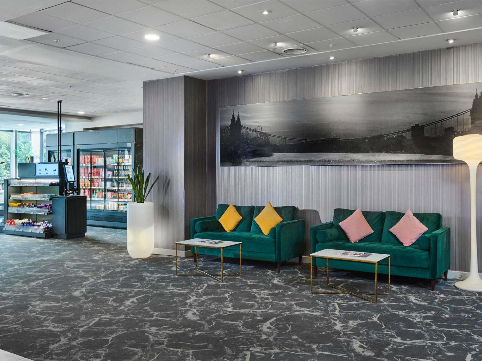 Hotel Novotel West